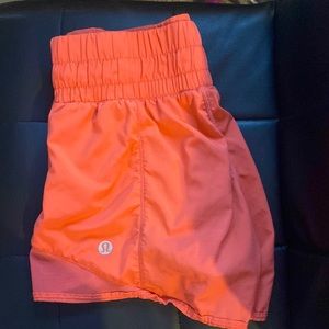 LULU LEMON SHORTS